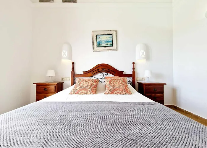 Casa Vacacional Anna, Piscina Privada Climatizada