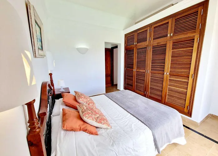 Casa Vacacional Anna, Piscina Privada Climatizada Feriehus