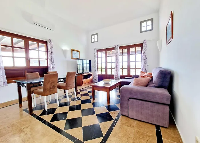 بيت للعطل Casa Vacacional Anna, Piscina Privada Climatizada بلايا بلانكا