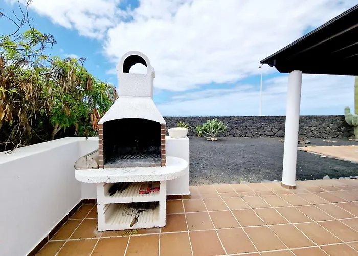 Casa Vacacional Anna, Piscina Privada Climatizada * Playa Blanca (Lanzarote)