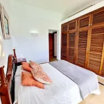 Casa Vacacional Anna, Piscina Privada Climatizada 펜션